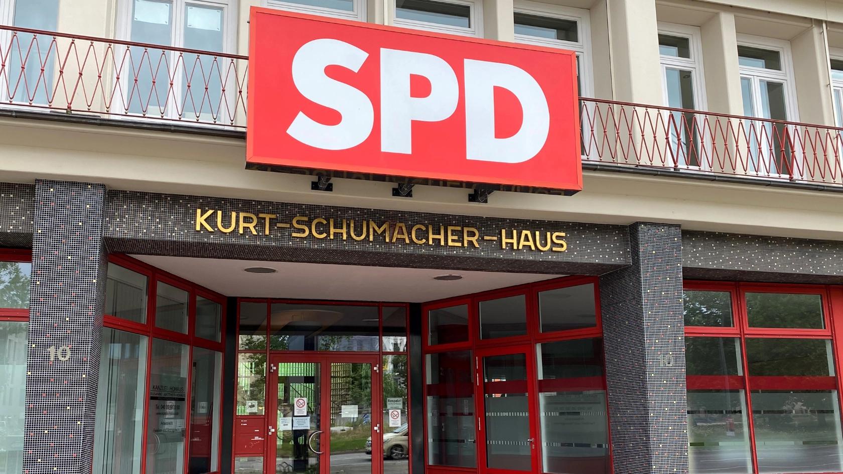 m Kurt-Schuhmacher-Haus in Hamburg sitzt die IG Metall Bezirk Küste und die SPD-Landesorganisation.