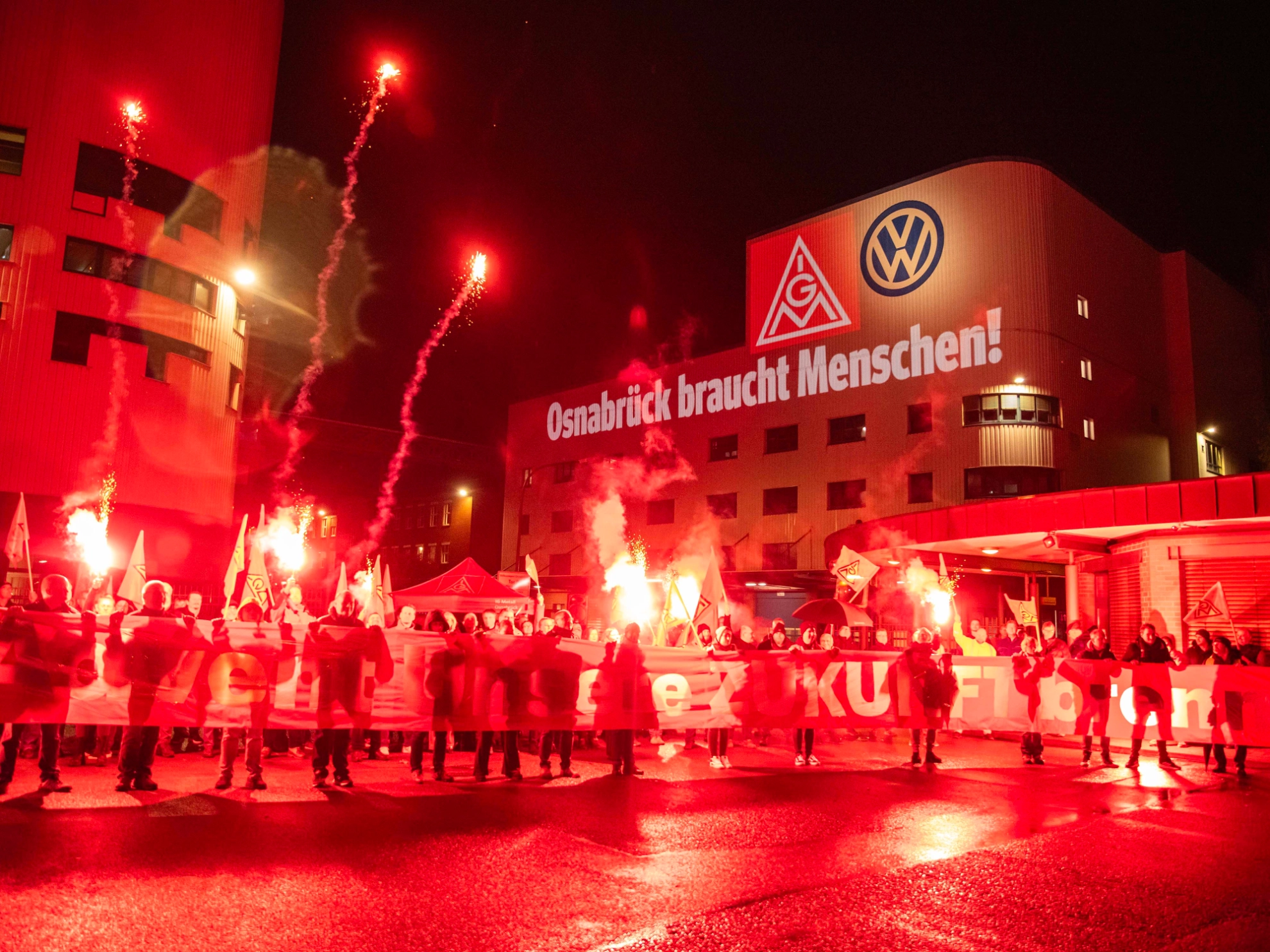 Kundgebung bei Volkswagen Osnabrück