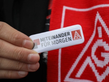 Urabstimmung über unbefristeten Streik bei Tria/Avnet