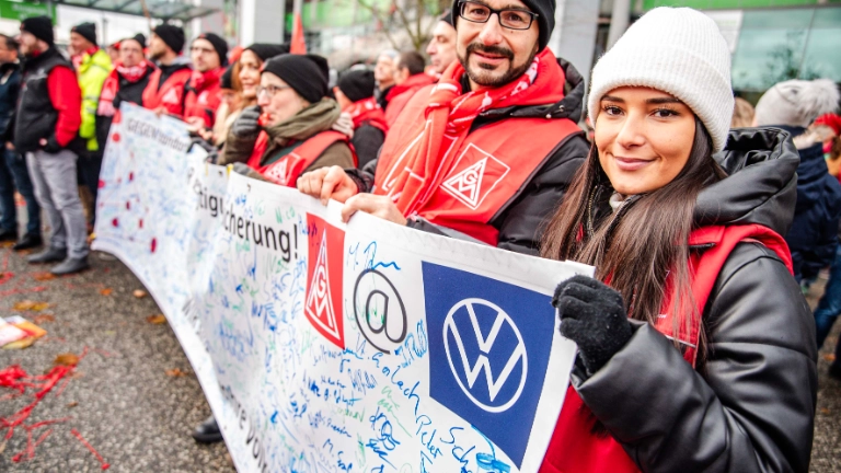 2024-11-21 3. Verhandlung VW Kundgebung