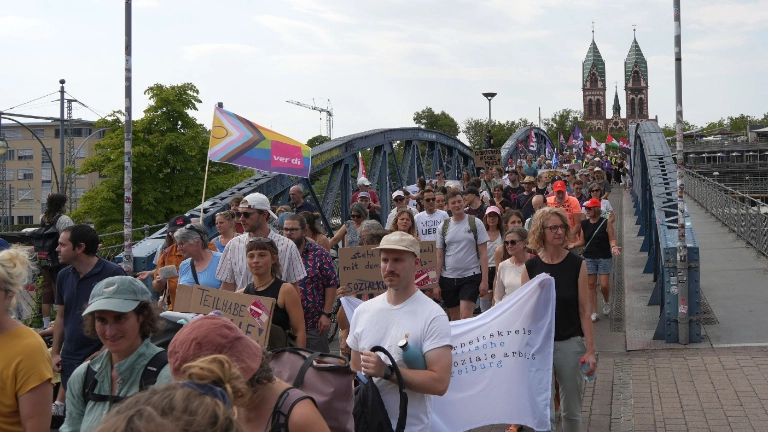 Es Reicht! 25.7.26